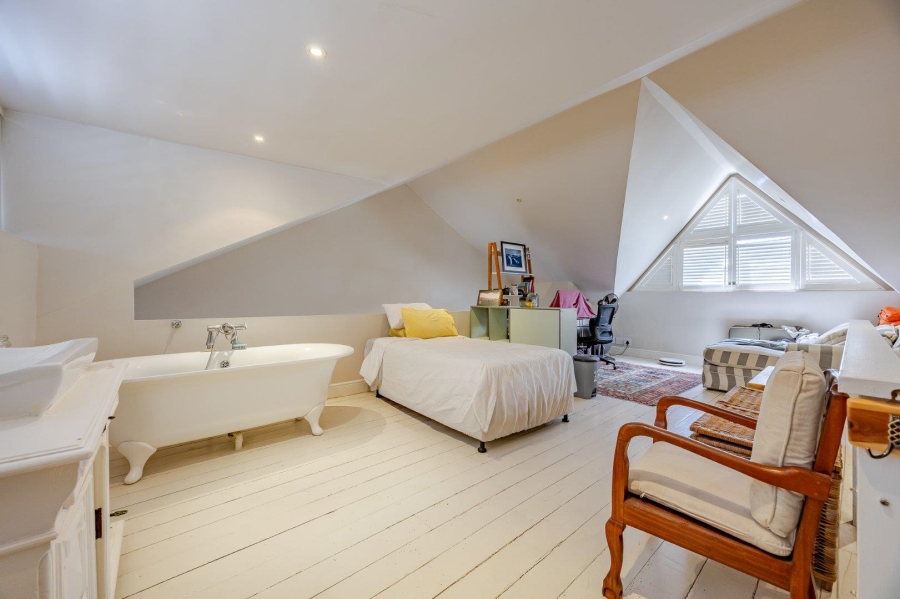 3 Bedroom Property for Sale in Woodstock Western Cape